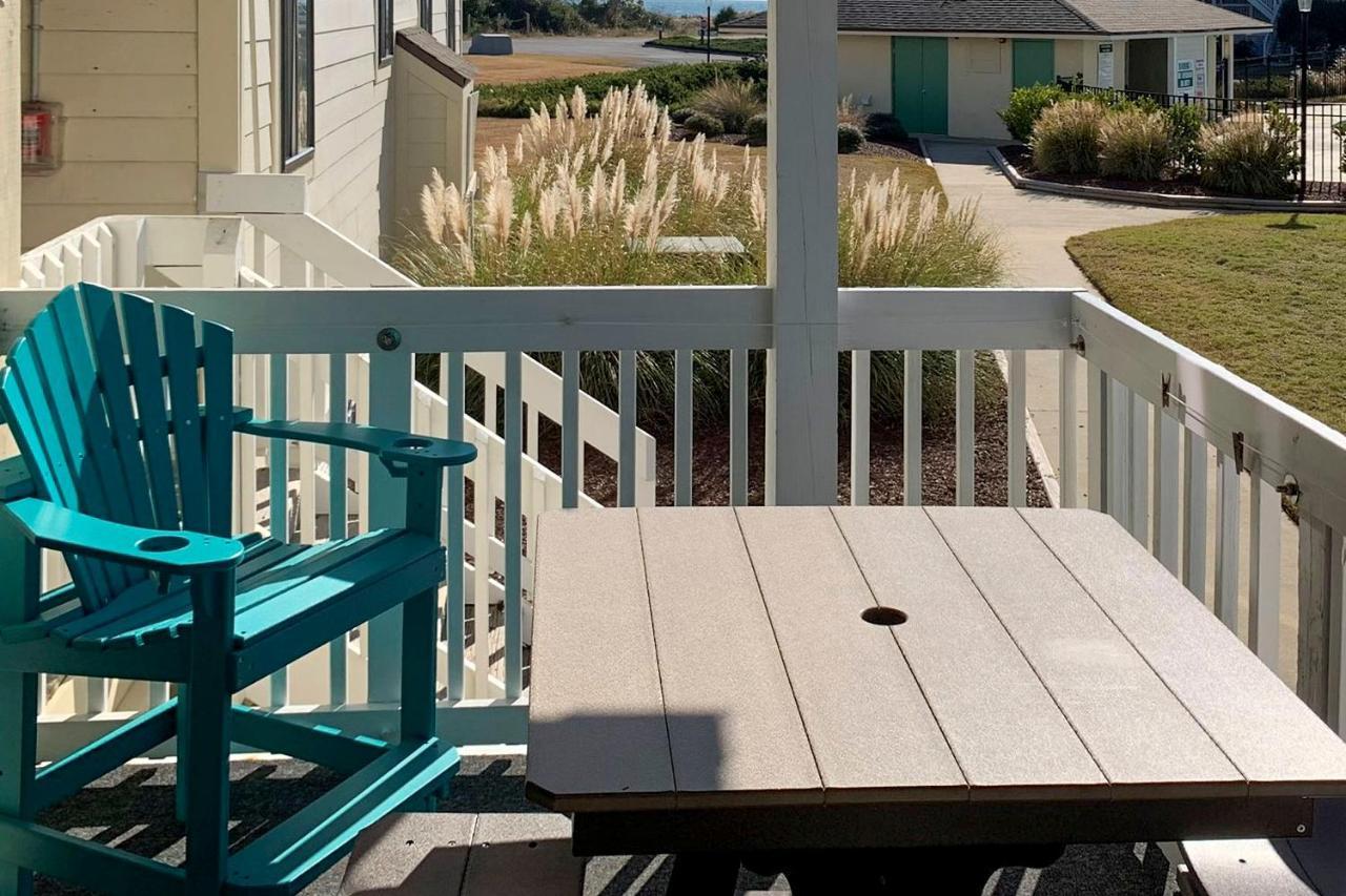 Emerald Isle Resort-Style Condo Walk To Beaches! Εξωτερικό φωτογραφία